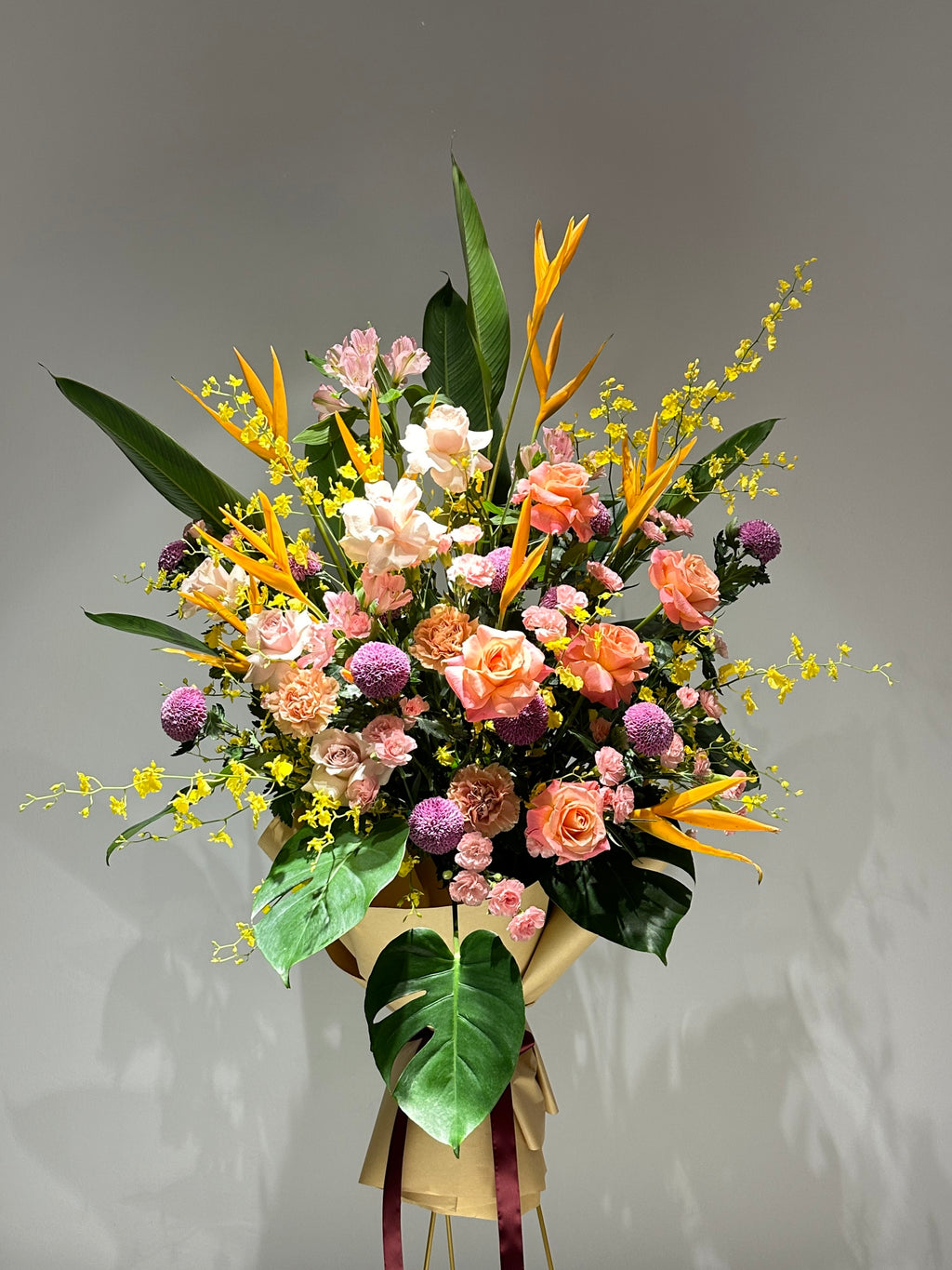Florist’s Pick Congratulatory Stand