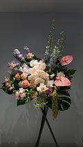 Florist’s Pick Congratulatory Stand